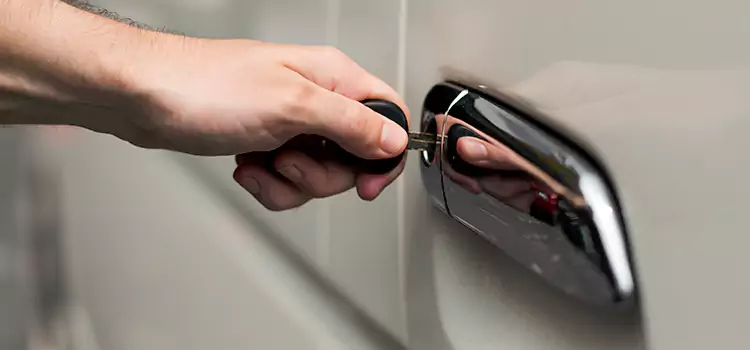 Why Choose Our Auto Locksmith Team in Greenfield, WI?