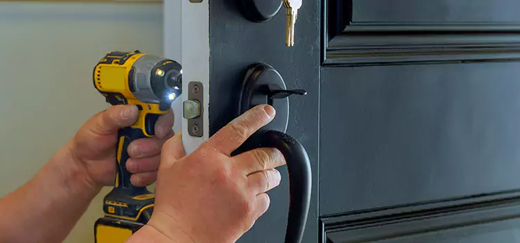 Locksmith Emergency Service Greenfield