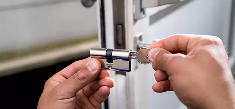 Emergency Locksmith for House Greenfield