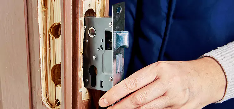 Garage Door Lock Replacement Greenfield